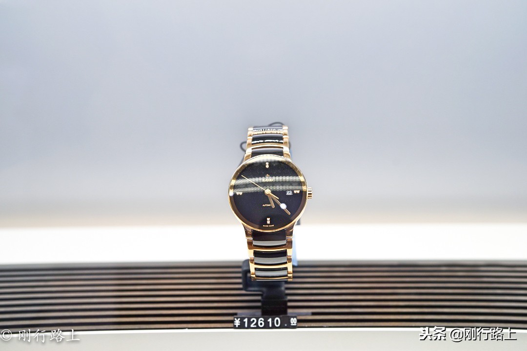 海南三亚国际免税城购物自提 (海南三亚免税城攻略)