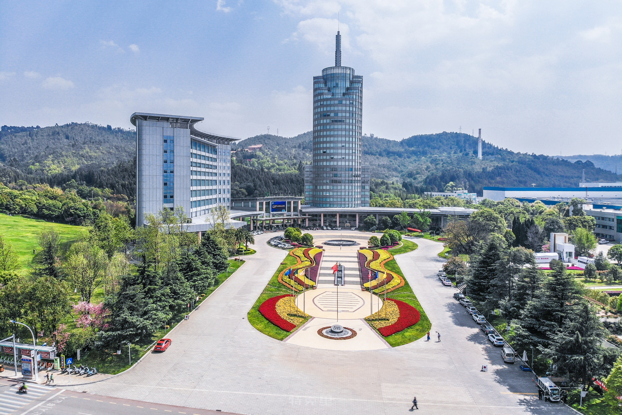 云南玉溪红塔山烟事博物馆拍摄地,云南一座山