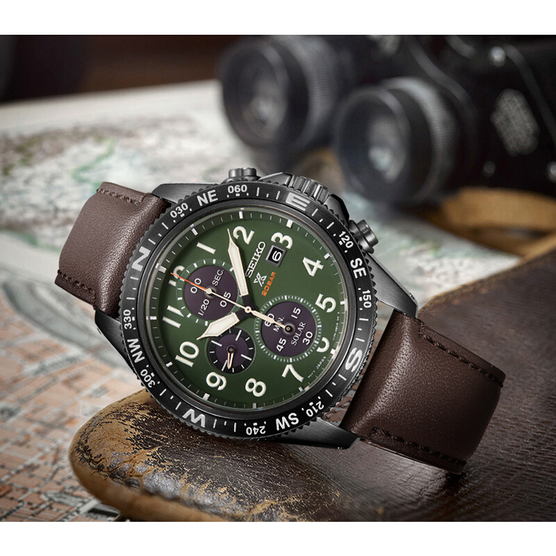 男士戴手表钢带好看还是皮带好看,40岁男人手表皮带好还是钢带好