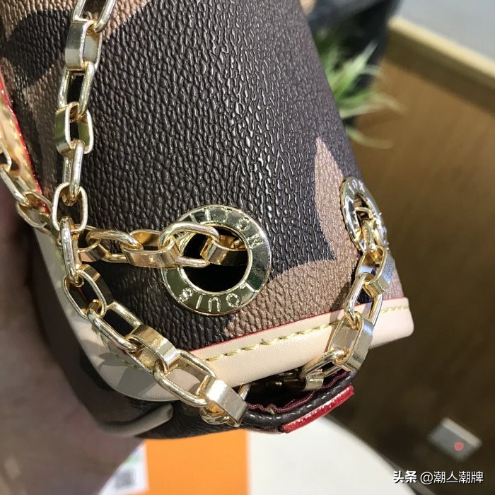 lv19春夏新款中古小猪包彩绘款马鞍包今年最流行款式女神必备