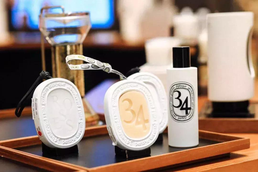 提升妆容精致度的化妆品,可以提升妆容质感的化妆品