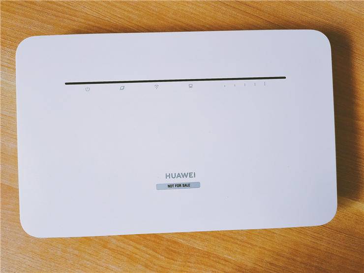 华为移动路由器2wifi真实测评,华为5g随身wifi路由器2评测