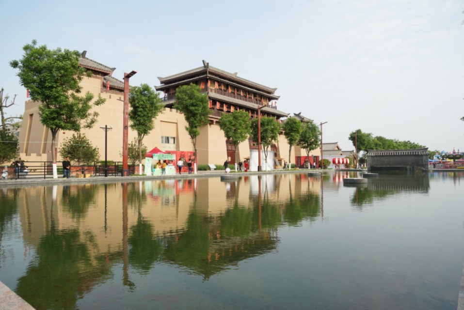 西安穿汉服拍外景的地方推荐,来西安穿汉服看演绎