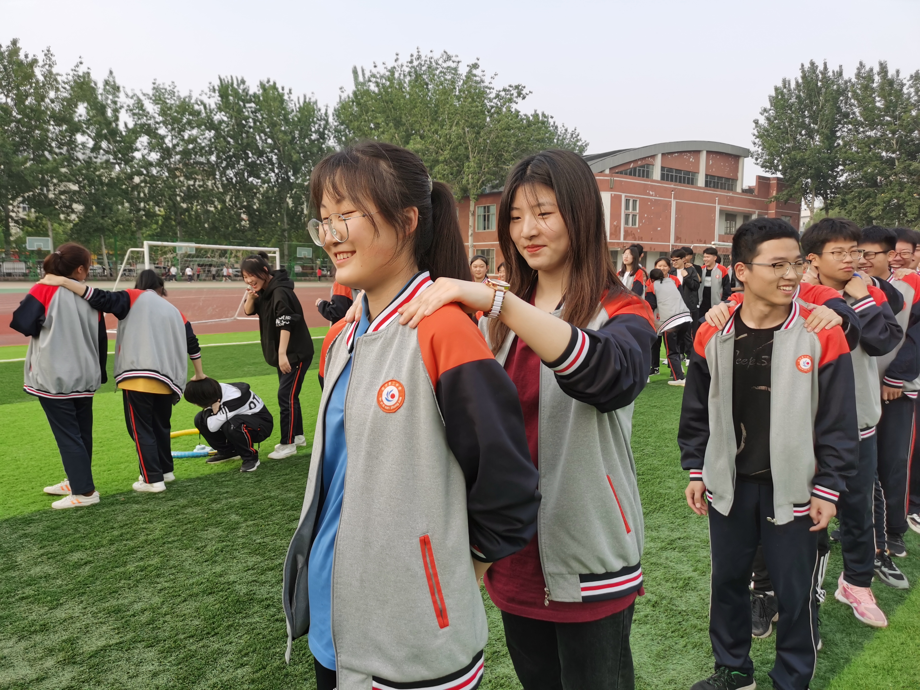 中考生看过来，来这里成就最好的自我——选择临沂三中，无悔一生