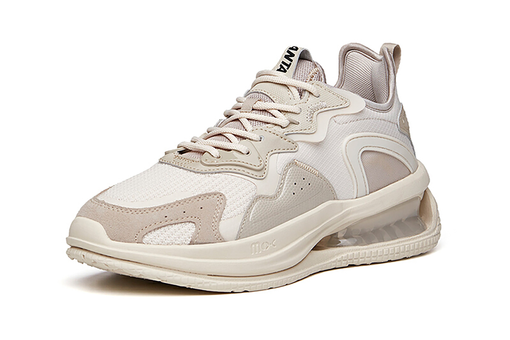 可视化弹力胶加镂空结构，这双国产潮鞋真潮真吸睛