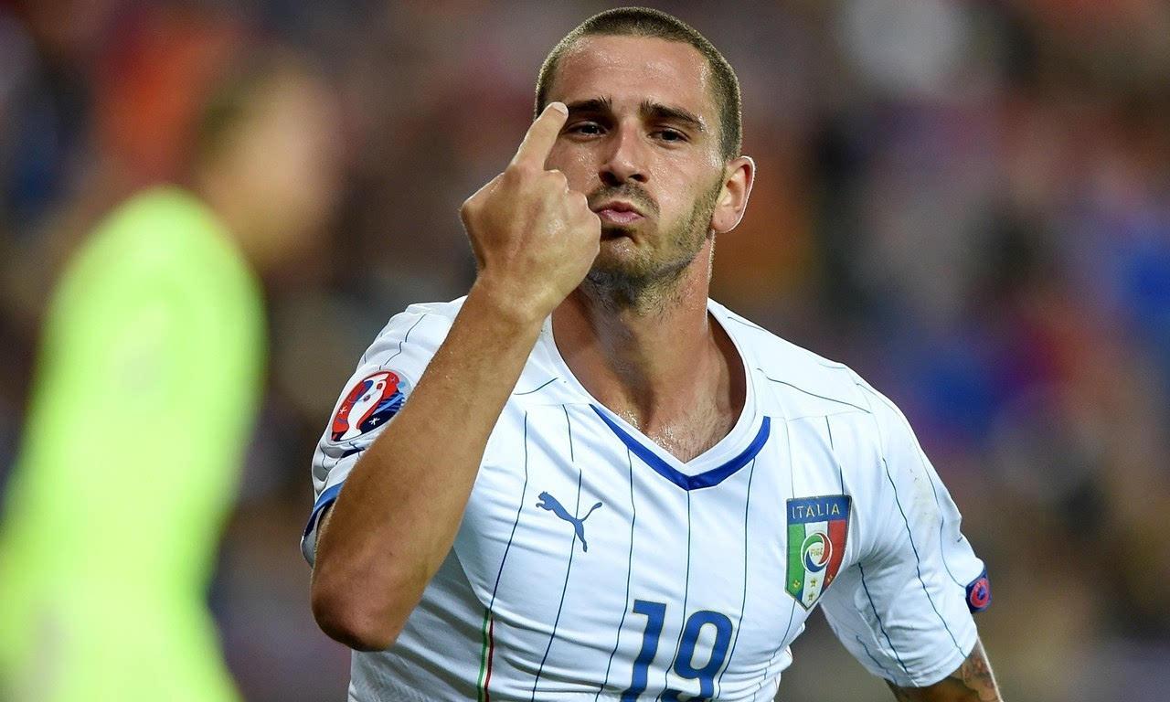 战术观察｜3大于4？孔蒂“三后卫”战术风格的成功密码