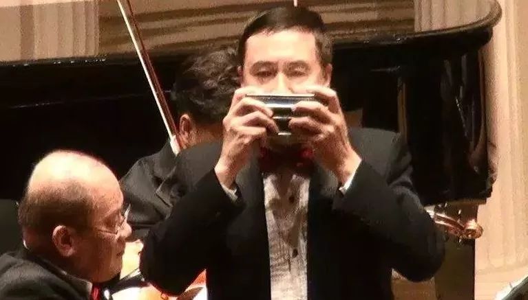 吹口琴跟不上节奏,口琴如何用舌头打节奏