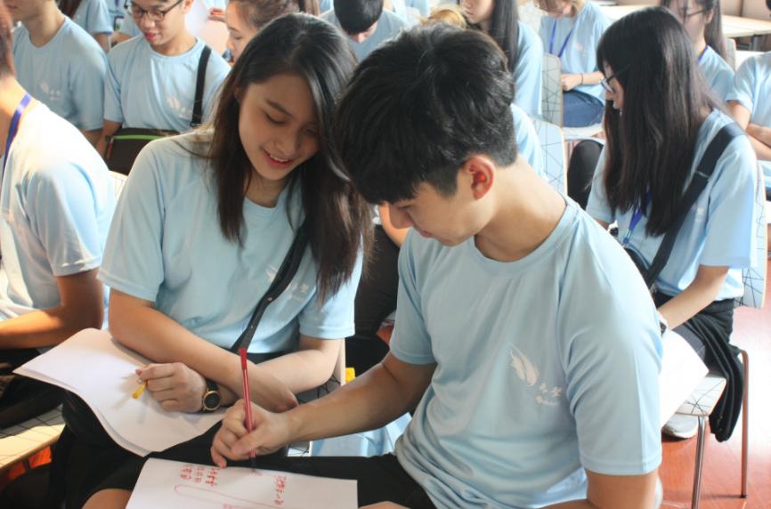 学习的时候被冷嘲热讽,努力学习时被别人嘲笑怎么办