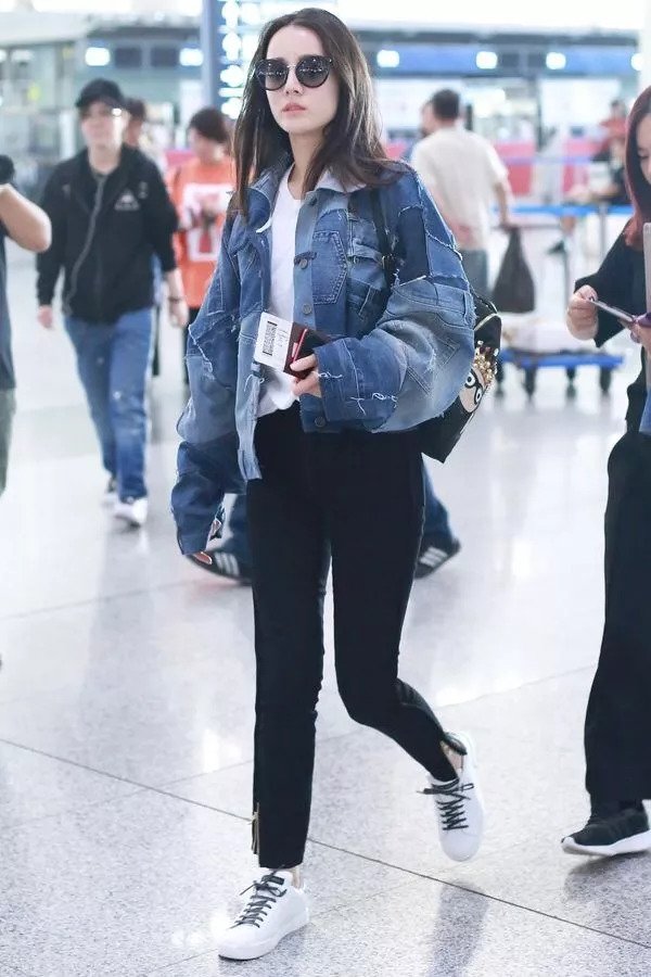 迪丽热巴杨幂穿搭,杨幂迪丽热巴穿衣风格