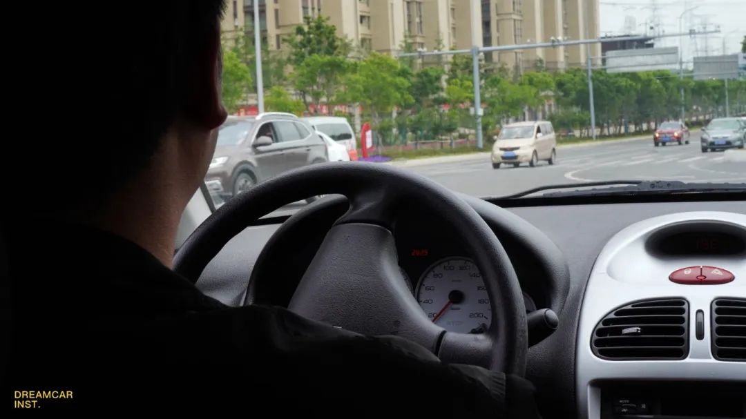 06款标致206还值得买吗,赛道改装为何选标致206