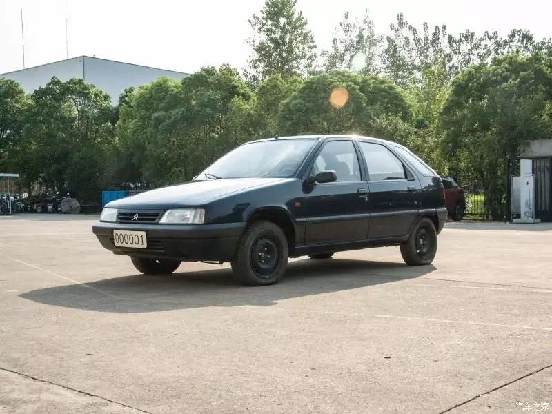 法国小钢炮东风标致,法国小子