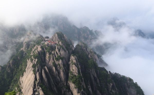 值得自驾游的七条路线,吹爆这4条自驾游线路