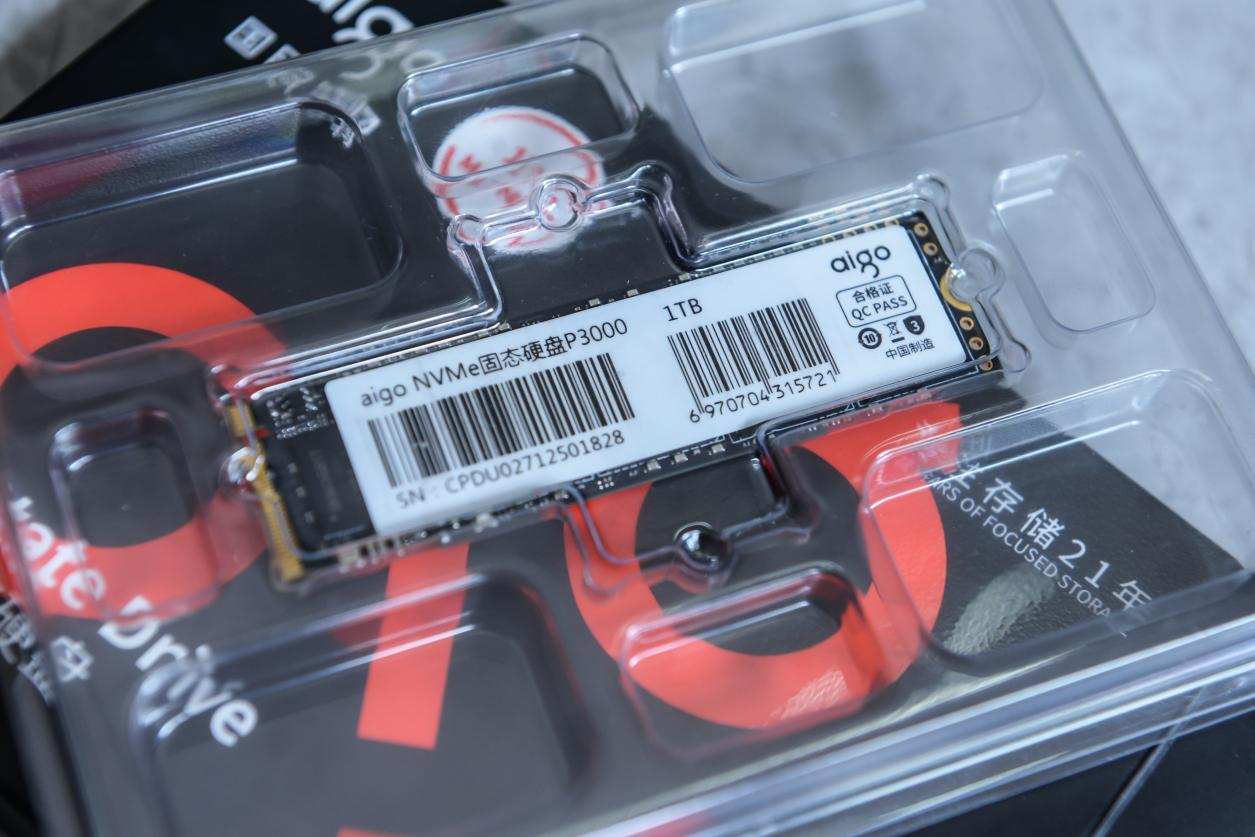 如何安装固态硬盘详细教程,刚安装的固态硬盘怎么使用教程