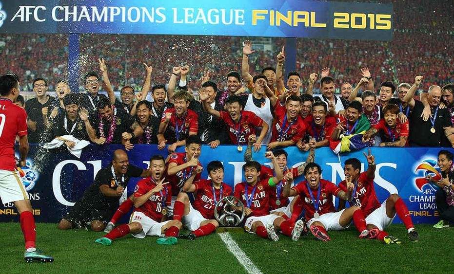 2013广州恒大亚冠冠军,2015年亚冠恒大高唱海阔天空