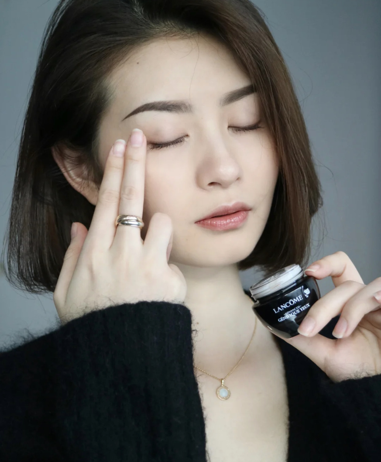 去除黑眼圈和细纹哪款眼霜比较好,哪一款眼霜对黑眼圈和眼袋最有效