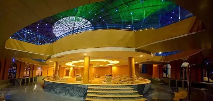 亚洲最大的穹顶式温泉，庐江国轩温泉宫