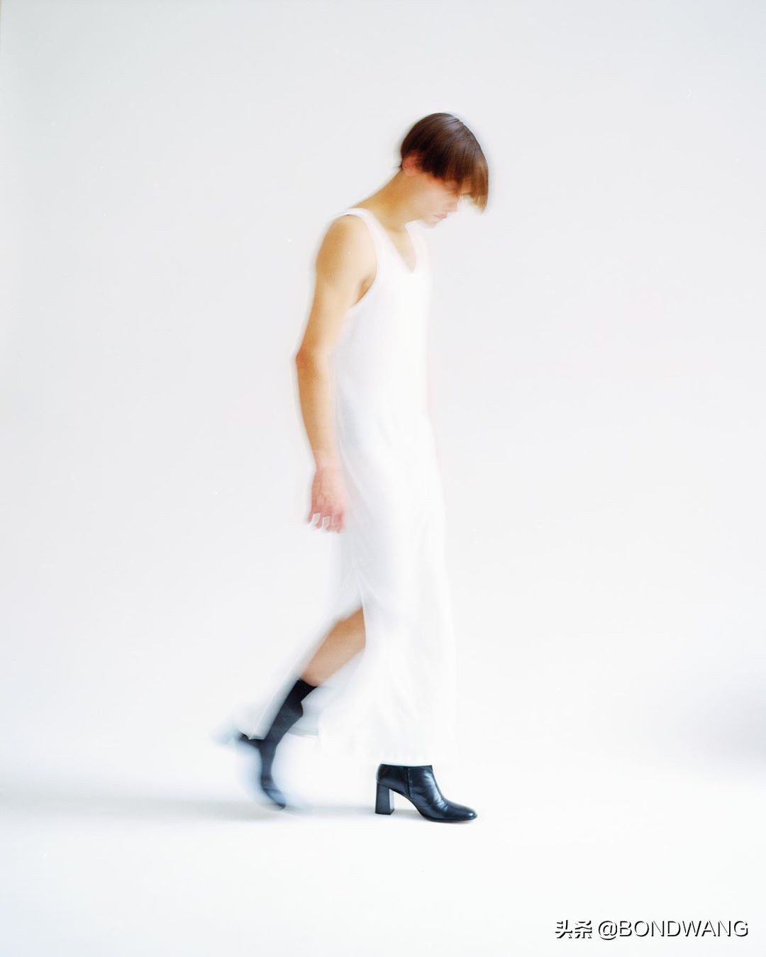 abra品牌鞋,为乔布斯设计logo的设计师