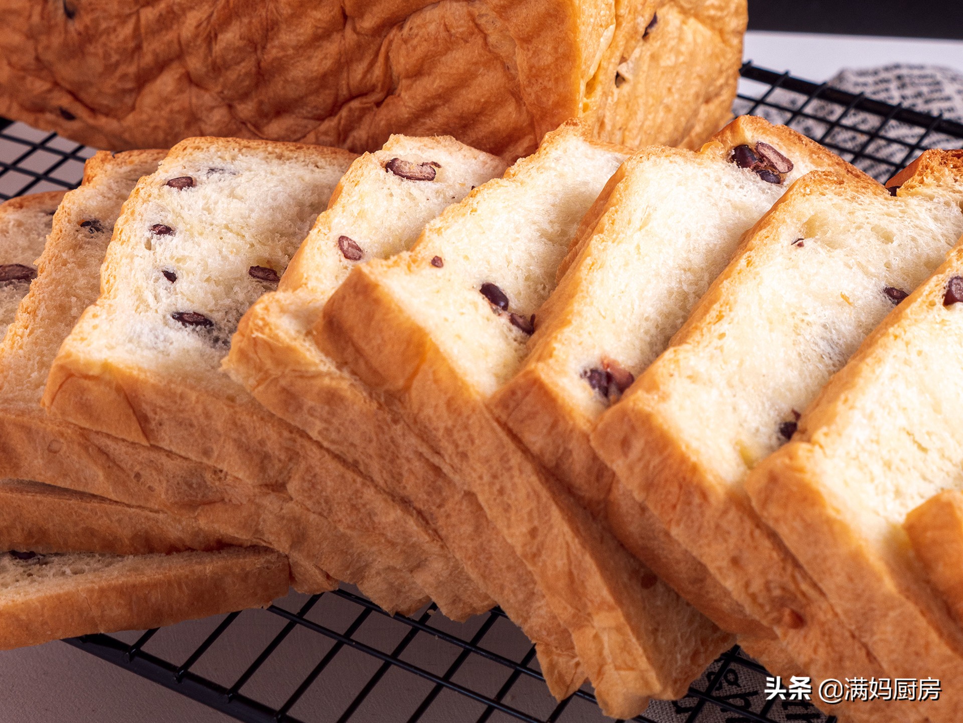 层次分明的原味吐司做法,每一口都甜到了心里