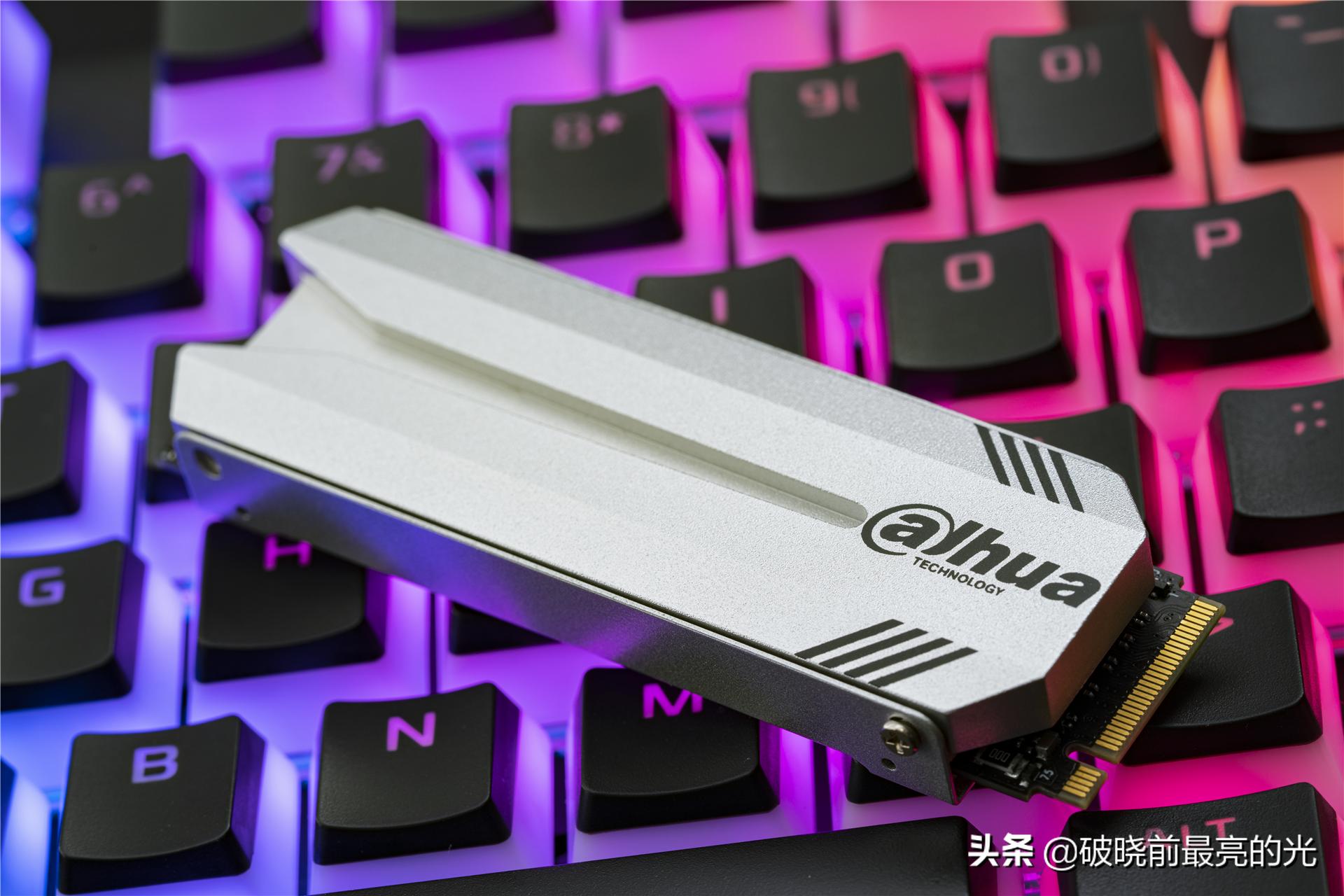 m.2固态硬盘最具性价比,m.2固态硬盘排行榜2023