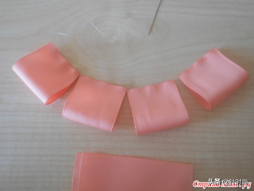 丝带儿童头花蝴蝶结手工制作过程,丝带蝴蝶结头花制作教程