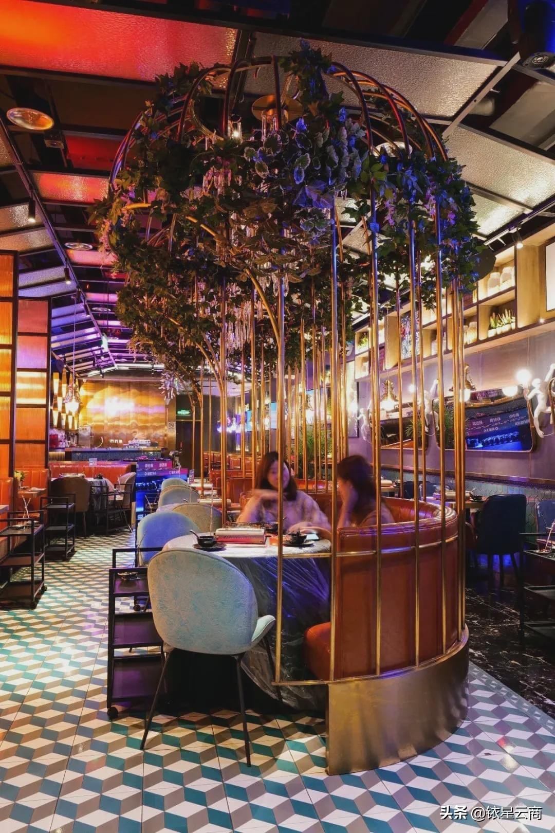 高端购物商场如何运营,2020购物中心调整思路