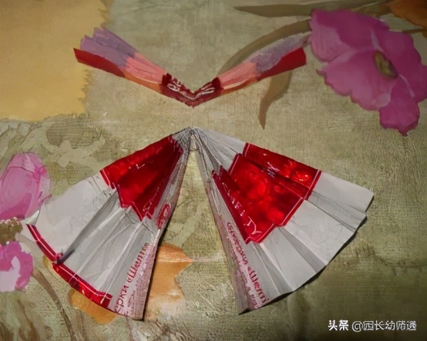 糖纸能做什么过年礼物,过年拿彩纸做的糖怎么做