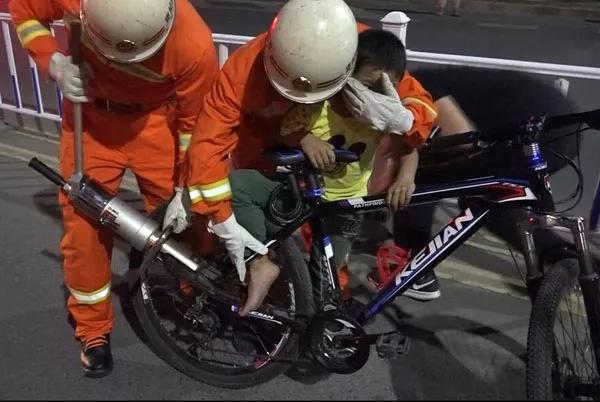 蓝朋友大战“乾坤圈”