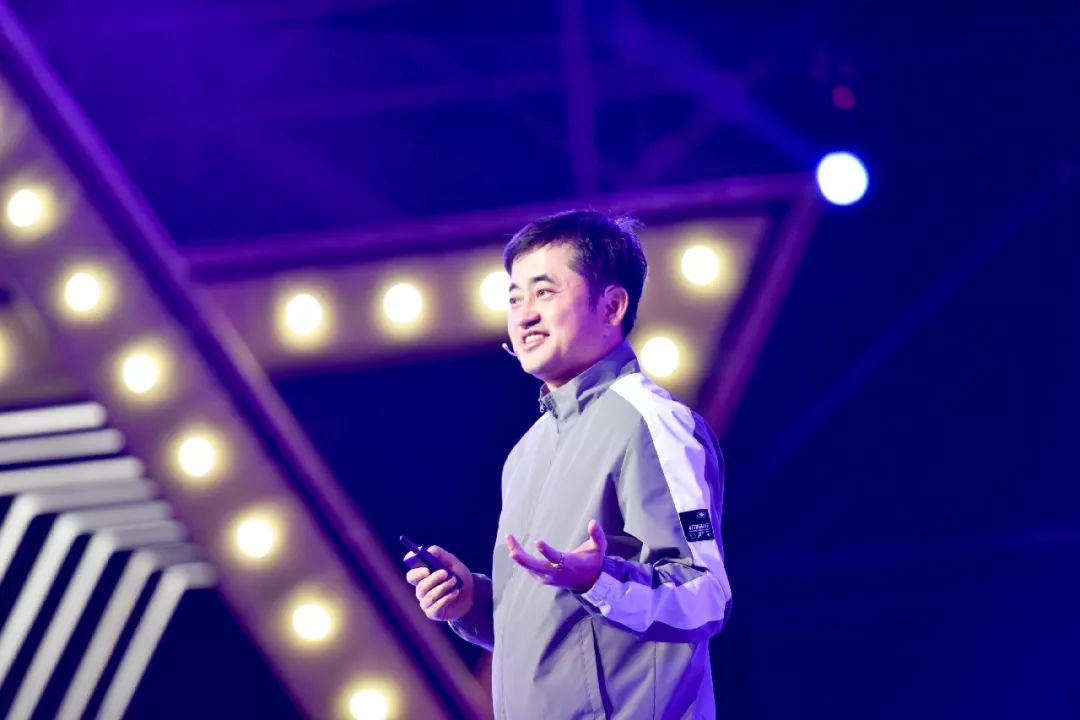 安踏崛起之路,安踏未来发展