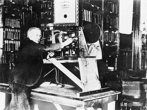 大家都知道爱迪生发明了电灯,却不知好莱坞的出现跟他有很大关系