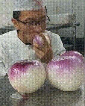 “如果这群女混混*攻围**我,我会舌战群儒!”你会怎样脱困?