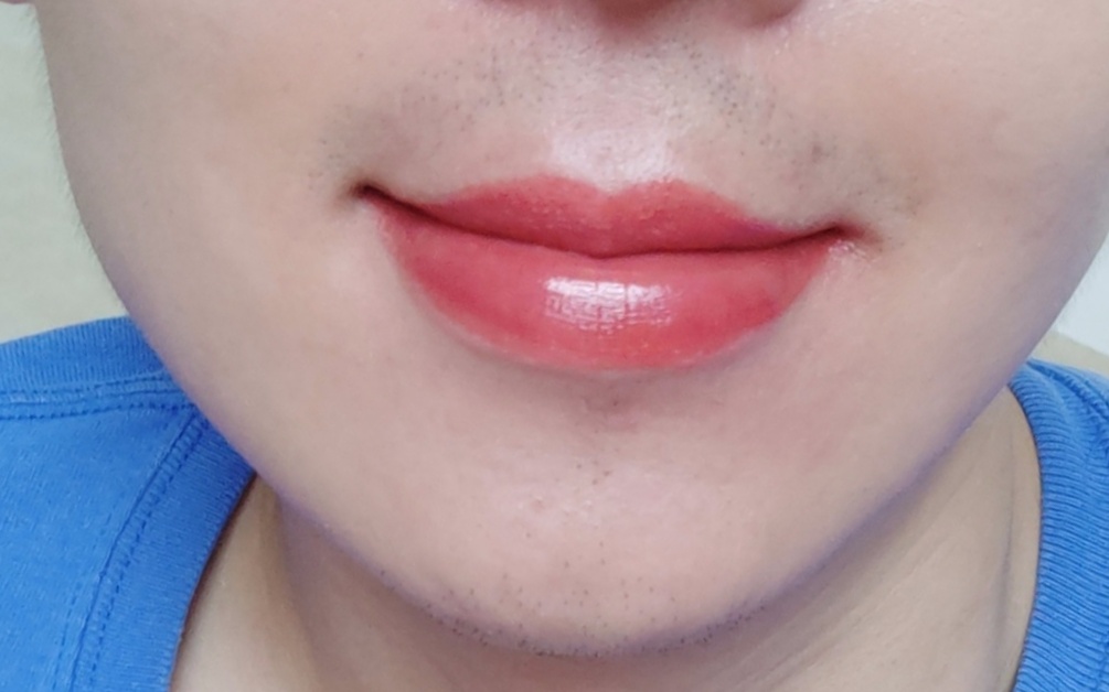 湿又野口红多少钱,口红试色9.9三支口红