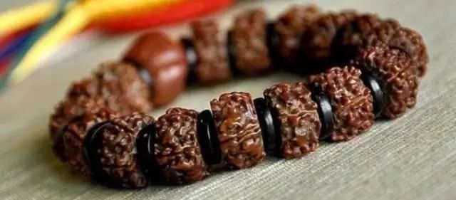 小金刚菩提3mm的正确盘玩方法,新手金刚菩提把玩方法6大步骤