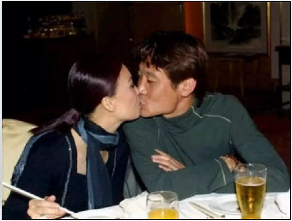 那英与国足,那英结几次婚