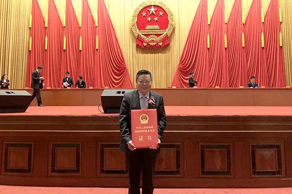 肺癌靶向药吉非替尼多少钱,西方不亮的东方亮