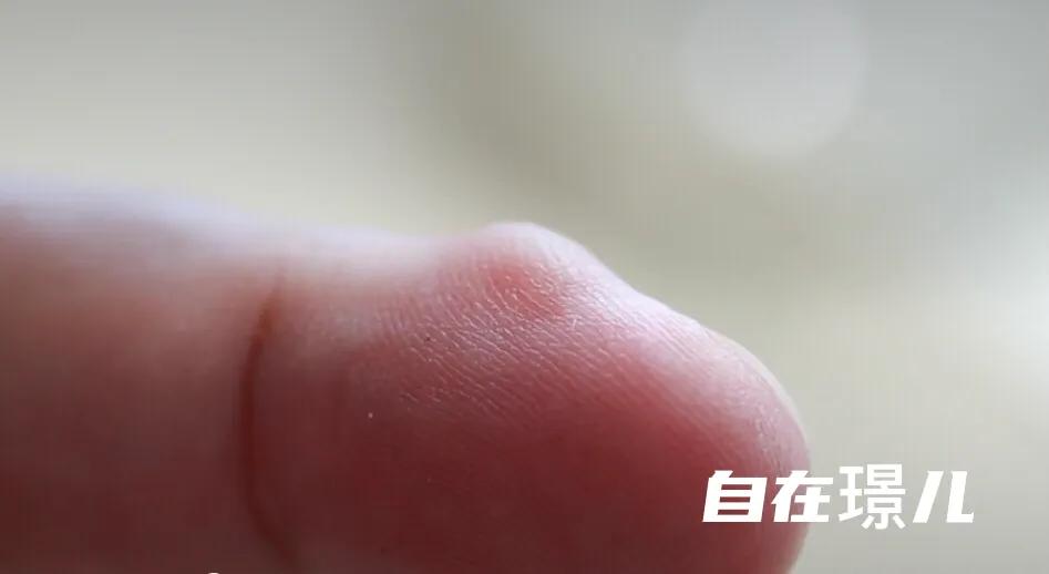 一张特别的床？麻醉自己？大神附体？哪一样才能画出神奇的鼻烟壶