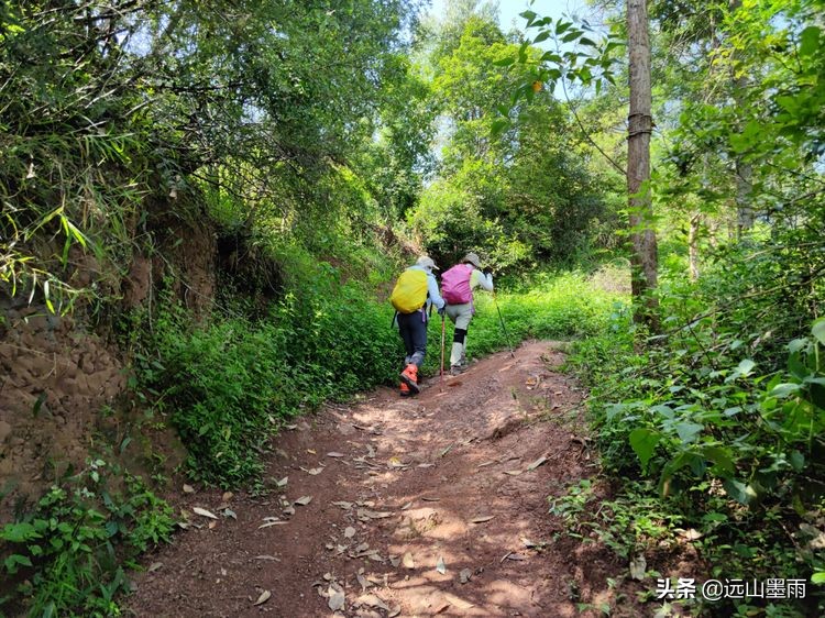 徒步寻访滇西大马路、走“九关十八铺”系列活动之四：回蹬关