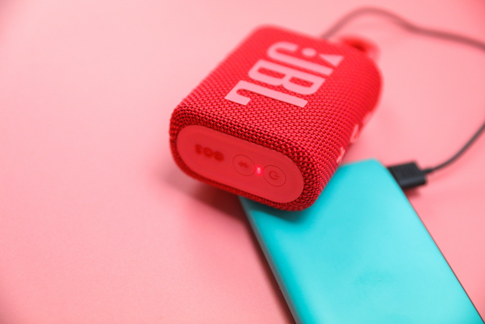 jblgo3音乐金砖测评,jblgo3音乐金砖三代拆解