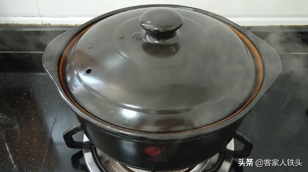 客家猪肚怎么煲汤又脆又嫩,爱吃猪肚的要收藏猪肚