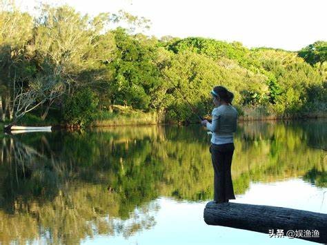 钓鱼的最佳时间段是什么,冬天钓鱼的最佳时间是几点到几点