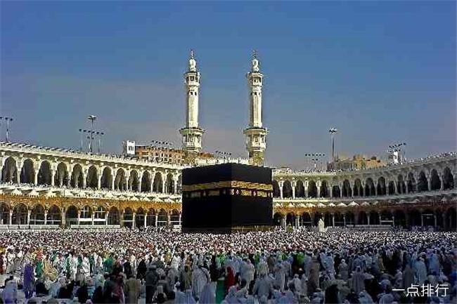 十大全球标志性建筑，这些地标吸引全球各地的游客来一睹它们的芳容