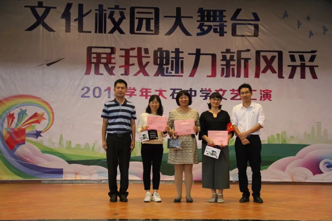 家风家训伴我成长手抄报简单有字,关于家风家训的手抄报超级简单版