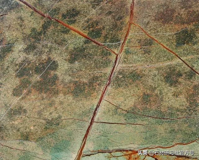 天然大理石为什么花色都一样,天然大理石存在颜色深浅么