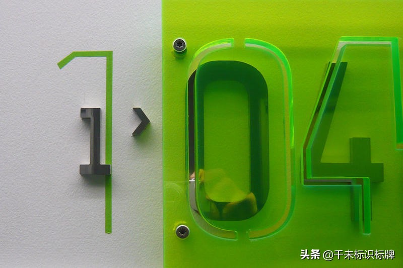 亚克力发光字制作视频教程,用亚克力做的发光字缺点