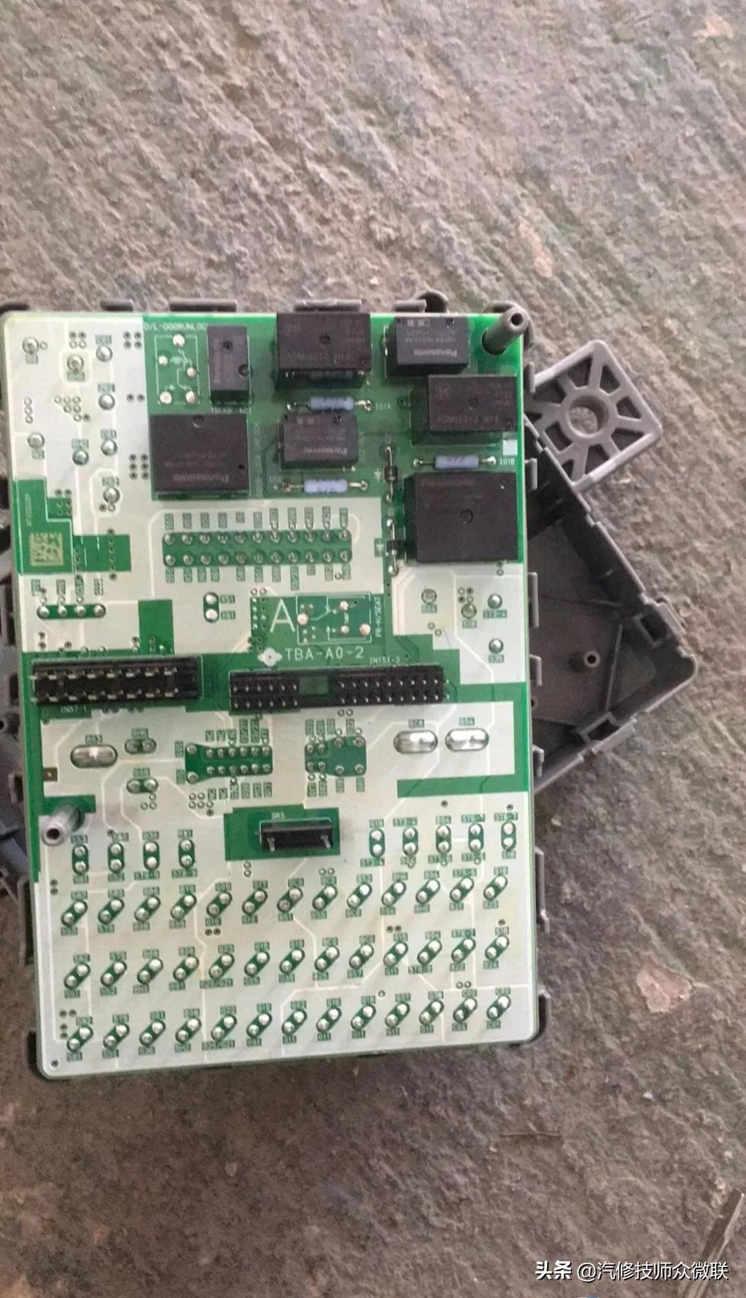 crv停车后无缘无故防盗报警,17年本田crv故障灯全部报警