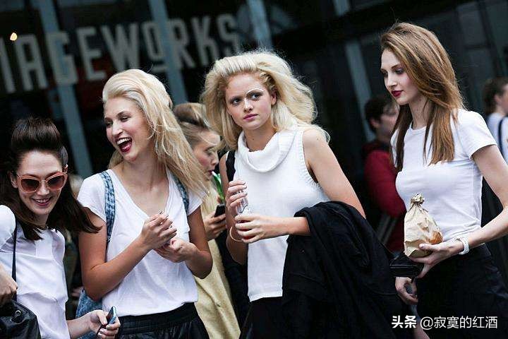 澳大利亚铁矿为什么这么丰富,澳大利亚卖铁矿收入