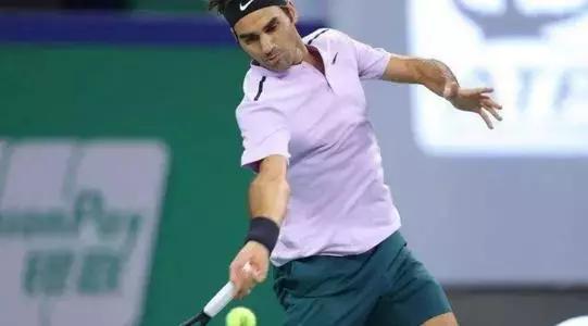 手肘扭伤一用力或旋转就疼怎么办,手肘扭伤应该伸直还是弯曲