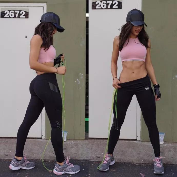 有氧臀和运动臀,女性有氧臀vs力量臀