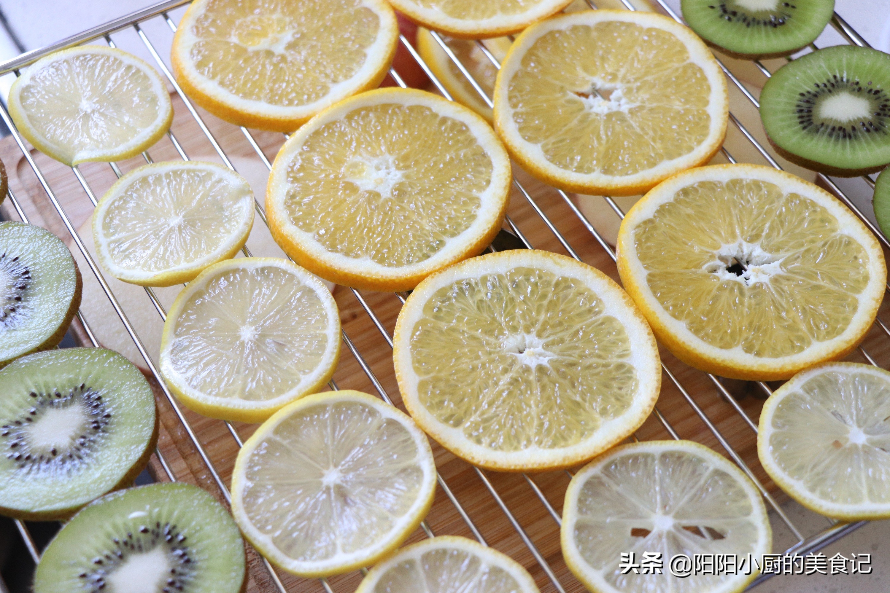 自制简单小零食可外带不用黄油,自制小零食简单易做不用烤箱冬天