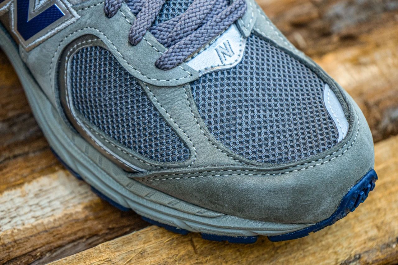 newbalance2002r麂皮复古蓝米白,好看的newbalance外套