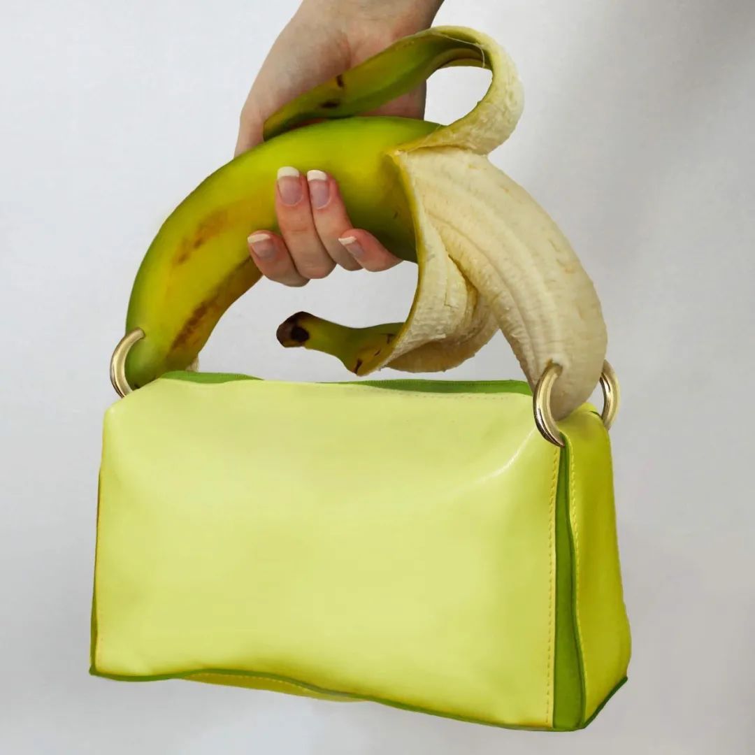 她用菜叶、香蕉做成艺术品,把“人体”艺术玩到极致,圈粉57万